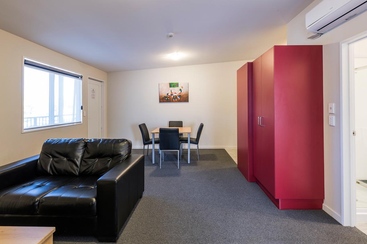 C-Motel Κράισττσερτς Εξωτερικό φωτογραφία