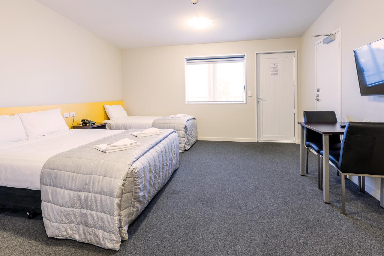 C-Motel Κράισττσερτς Εξωτερικό φωτογραφία