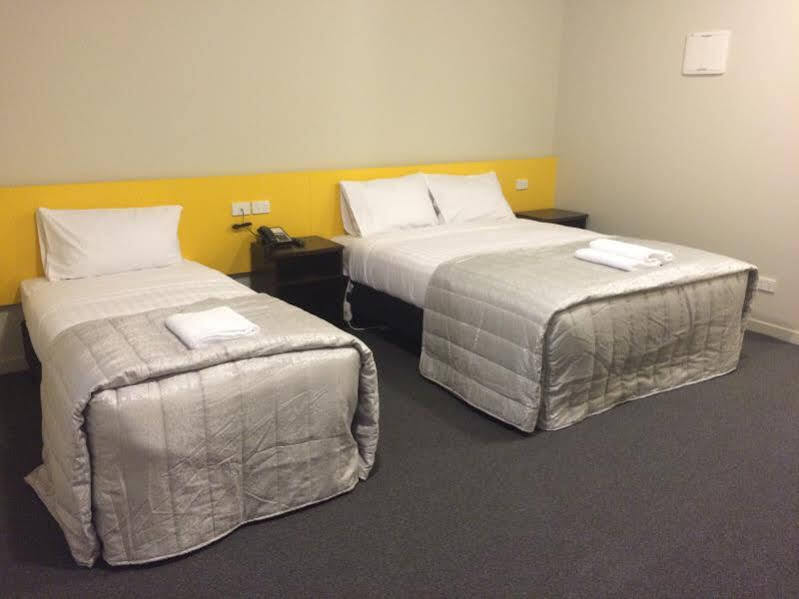 C-Motel Κράισττσερτς Εξωτερικό φωτογραφία