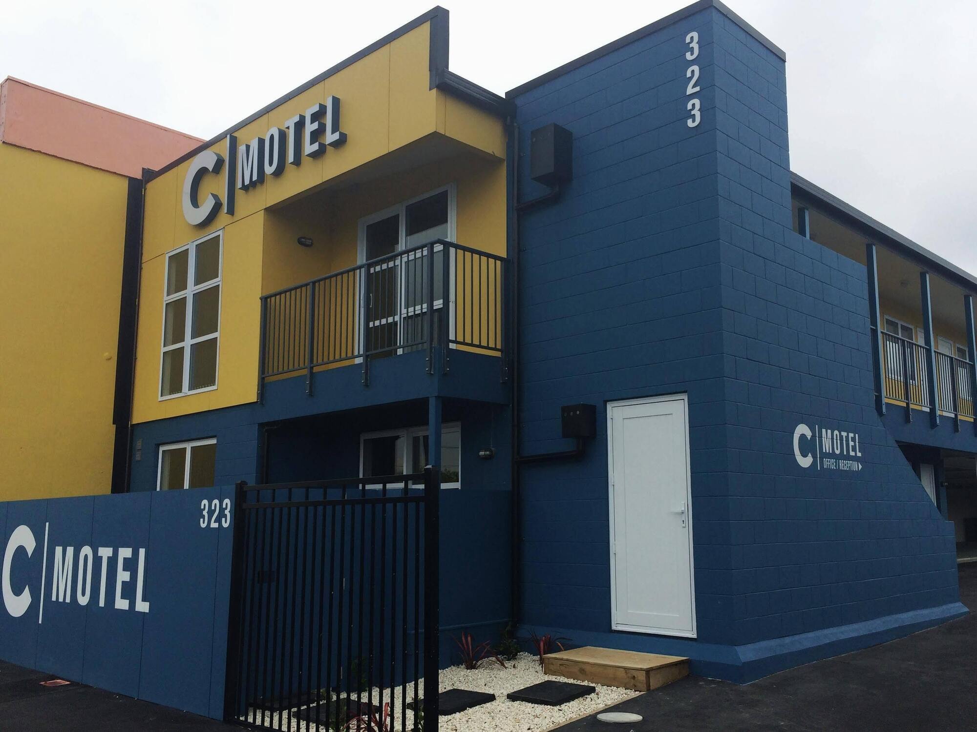 C-Motel Κράισττσερτς Εξωτερικό φωτογραφία